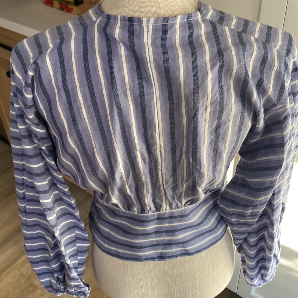 New Banana Republic deep v neck blue striped blouse top 6 - Picture 4 of 7